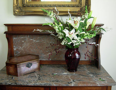 art interiors-floral arrangement